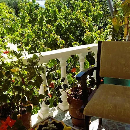 Amalia's Maisonette Tatil Evi *