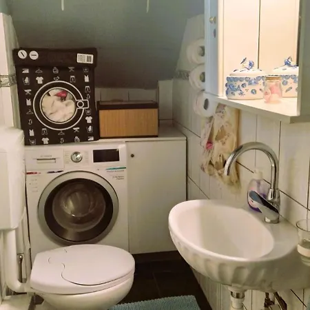 Amalia's Maisonette Case de vacanță