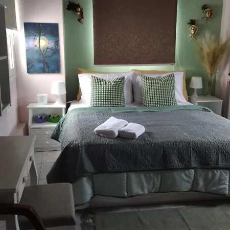 Amalia's Maisonette *