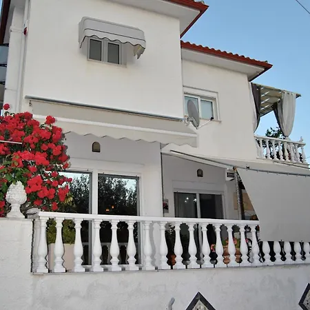 Amalia's Maisonette *
